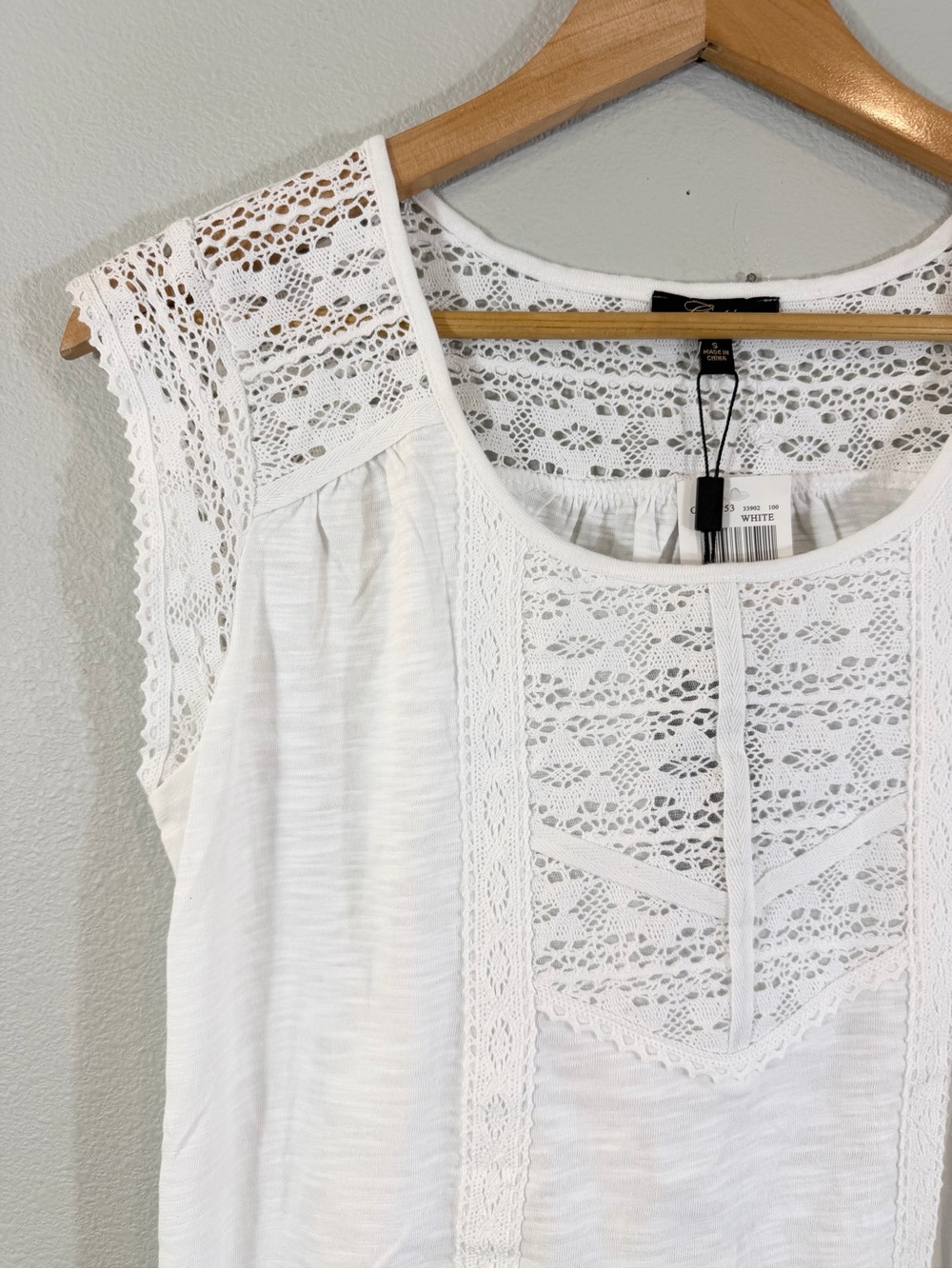 Cupio White Eyelet Lace T-Shirt Size S Cotton Short Sleeve Minimalist Casual - Picture 2 of 7